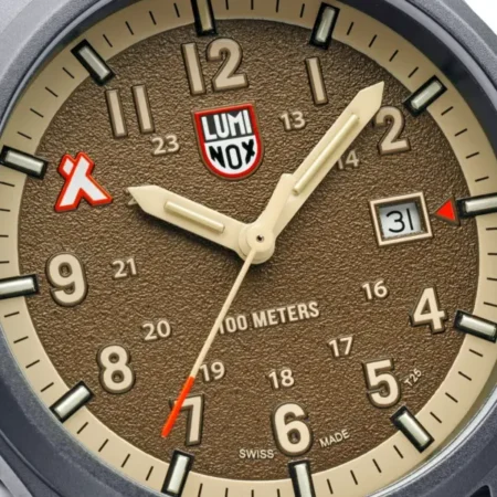 Технологія підсвічування Luminox Light Technology