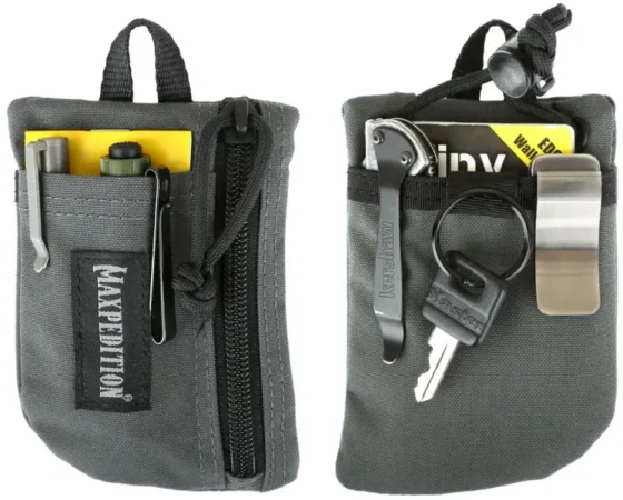 Maxpedition Platy Front Pocket Organizer являє собою тонкий асиметричний чохол з декількома відділеннями