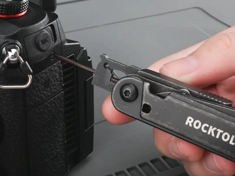 Мультитул Rocktol GEN-R Retro Black Multitool для походів, кемпінгу та піших прогулянок