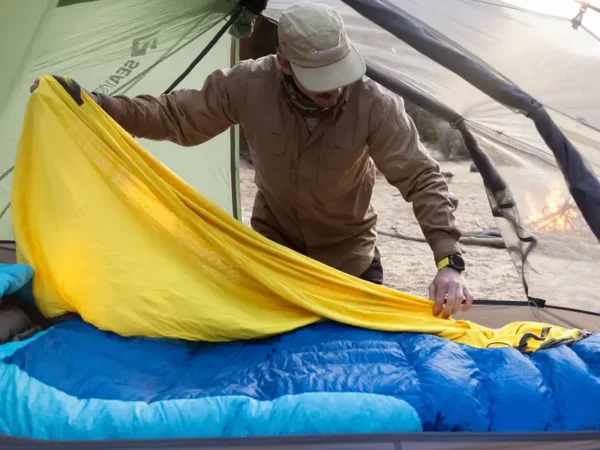 Вкладиш для спального мішка, навіщо потрібен, особливості різних видів вкладишів, який вибрати