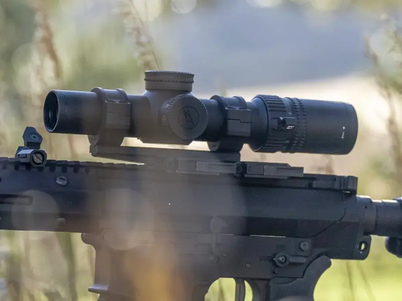 Оптичний приціл ZeroTech Vengeance HD 1-10x28 LPVO FFP для ближніх та далеких дистанцій