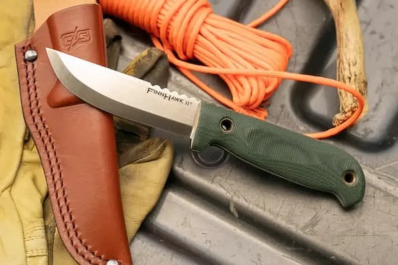 Похідний ніж Cold Steel Finn Hawk II з клинком із порошкової сталі CPM 3V.