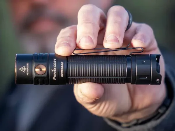 Основні характеристики EDC-ліхтаря Fenix LD31 Renegade