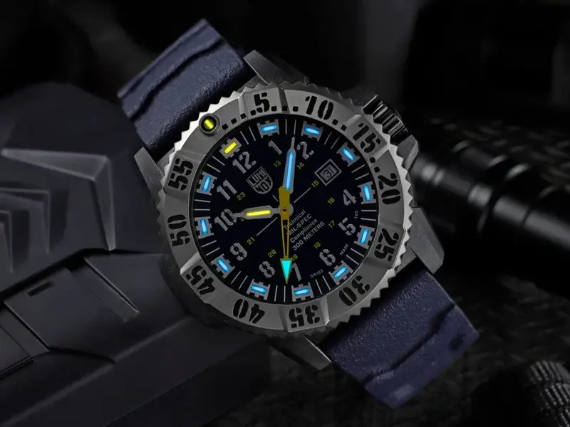 Наручний годинник Luminox MIL-SPEC 3355 з корпусом із CARBONOX