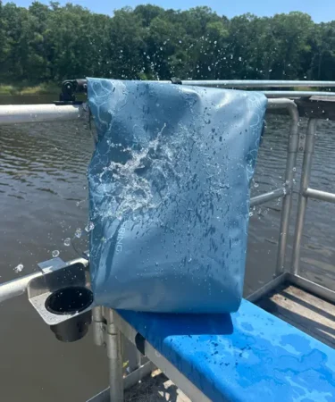 Особливості конструкції водонепроникних рюкзаків Reflection Dry Backpack