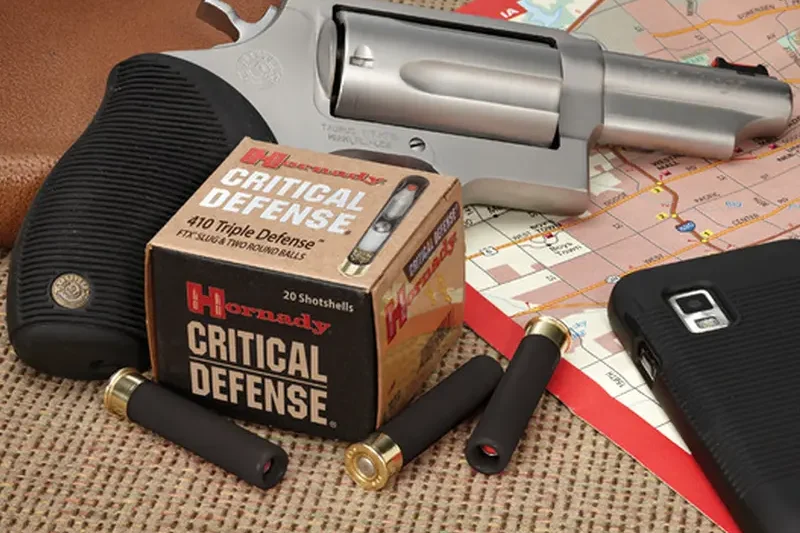 Револьвери калібру .410 для самооборони, популярні моделі Taurus, Smith & Wesson та Magnum Research.