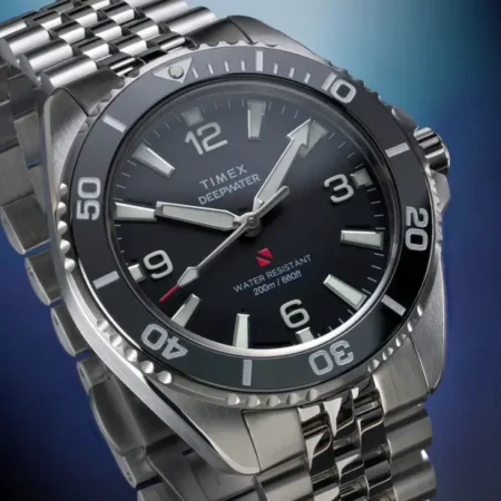 Наручний годинник Timex Deepwater Arctic призначений для дайверів, любителів підводних пригод та глибоководних занурень