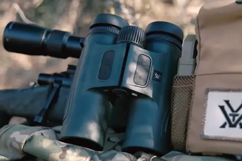 Бінокль Vortex Talon HD 10K з лазерним далекоміром та балістичним обчислювачем.