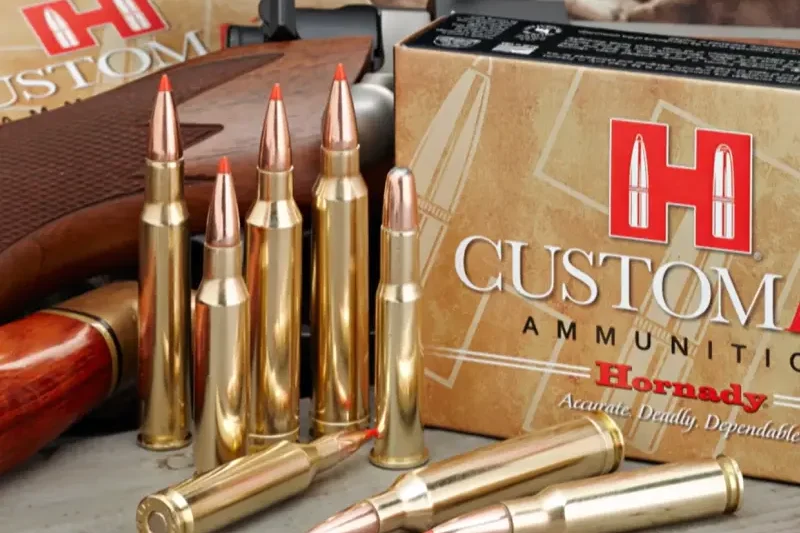 Відмінності між патронами .223 Remington і 5.56 NATO або .308 Winchester і 7.62х51 NATO.