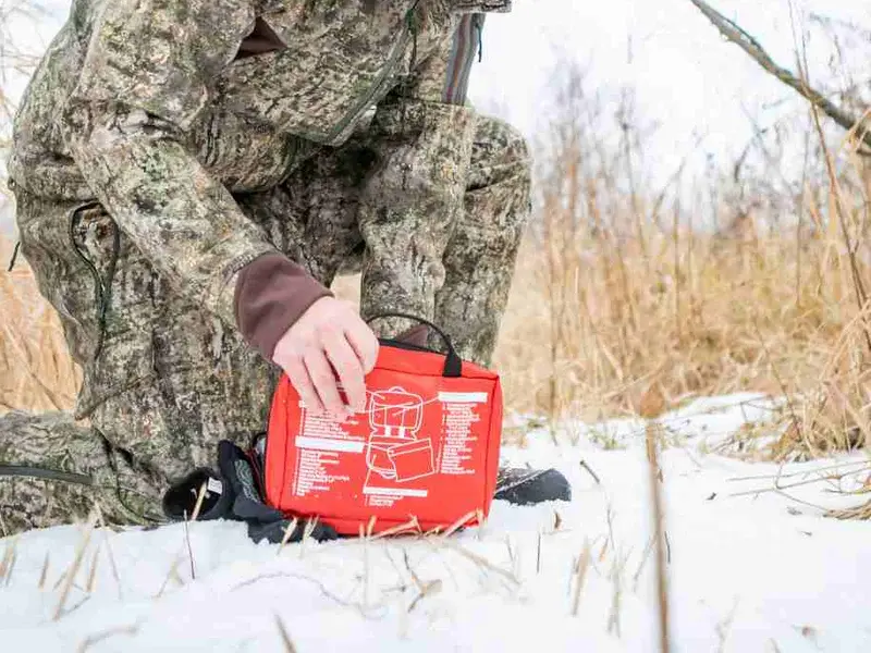 Аптечки першої допомоги Adventure Medical Kits Sportsman 300 для надання першої медичної допомоги при травмах
