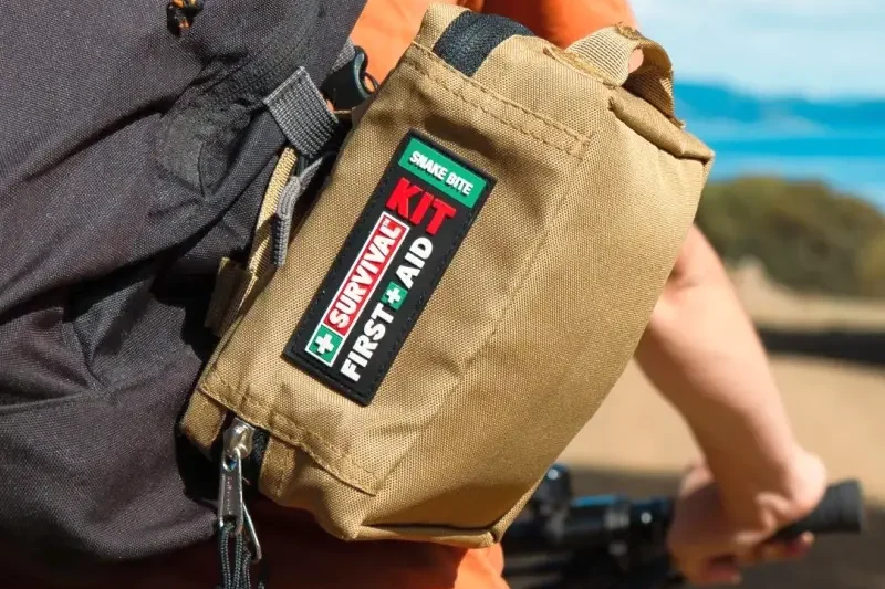 Набори першої допомоги Survival та Sawyer для походів, надзвичайних та аварійних ситуацій.