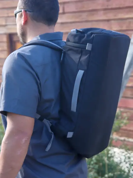 Особливості конструкції дорожньої сумки Kitanica Squadron 40L Duffel