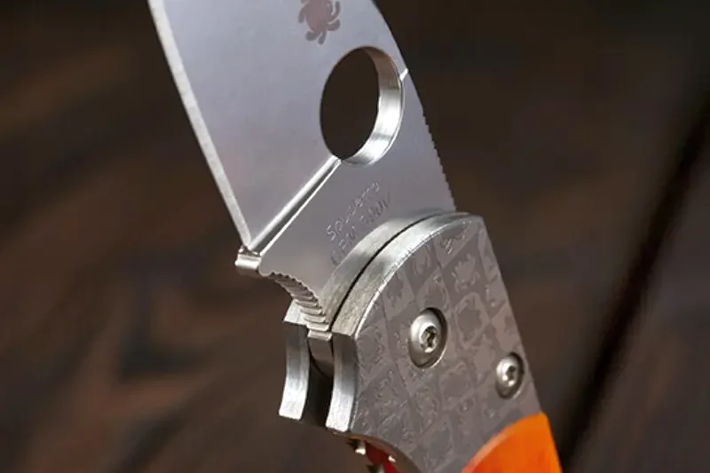 Нові складні ножі Spyderco, Benchmade, Kershaw, Kizer та мультитули Boker, Leatherman.
